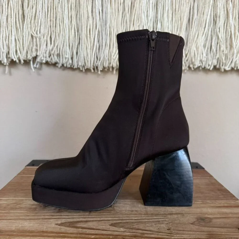 Jeffrey Campbell Dauphin Brown Neoprene Chunky Platform Block Heel Ankle Boots 8